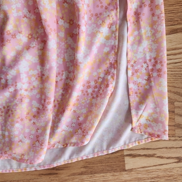 NWT LaRoque Cardiff Dress in Dainty Daisy, Size M - Picture 2 of 13